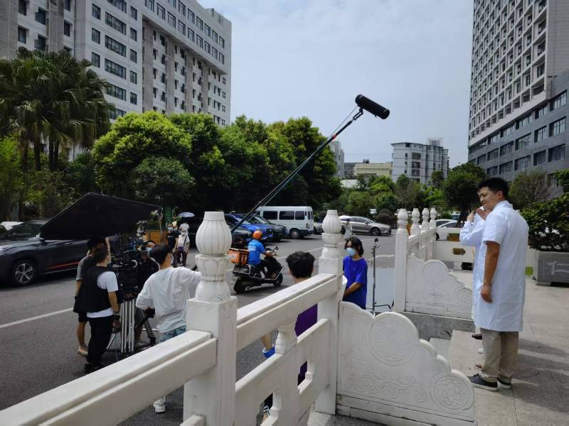 安多县广告片拍摄公司低成本实现高规格制作的诀窍